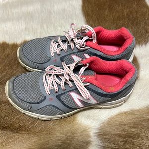 New balance running shoes